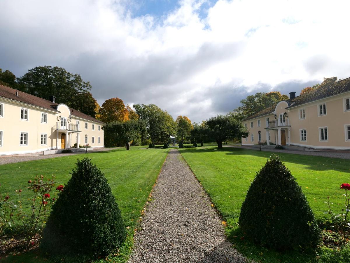 Soedertuna Slott Gnesta Exterior foto
