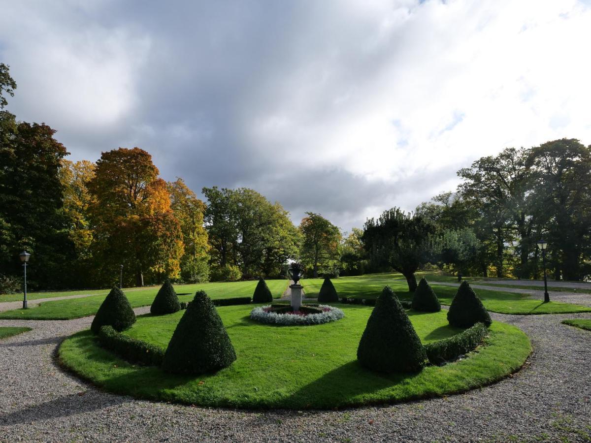 Soedertuna Slott Gnesta Exterior foto