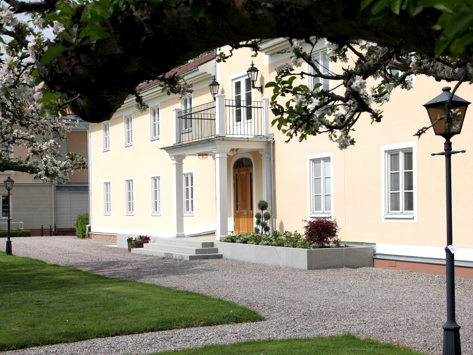 Soedertuna Slott Gnesta Exterior foto
